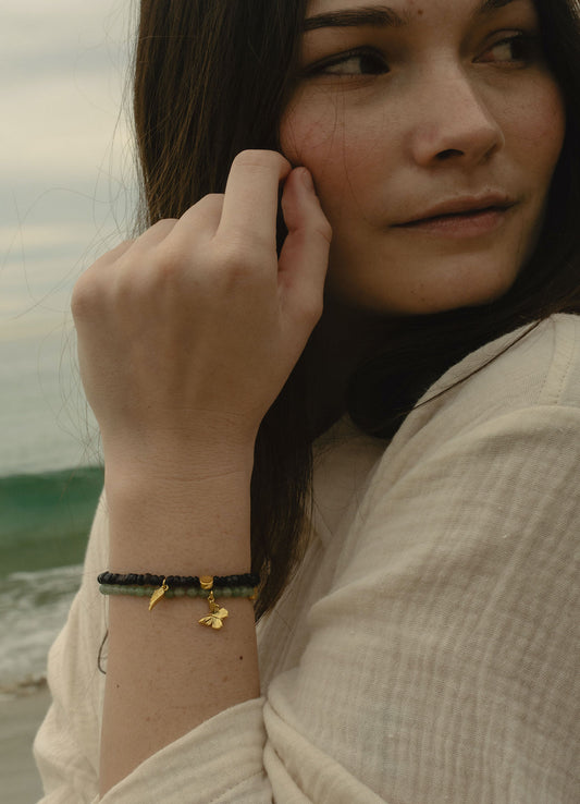 Soar on Wings Like Eagles Scripture Bracelet